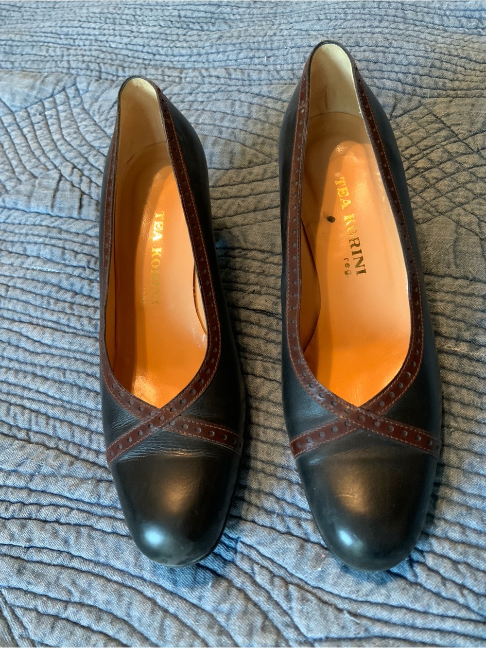 Tea Korini Italian Black and Brown Leather Women’s Pumps